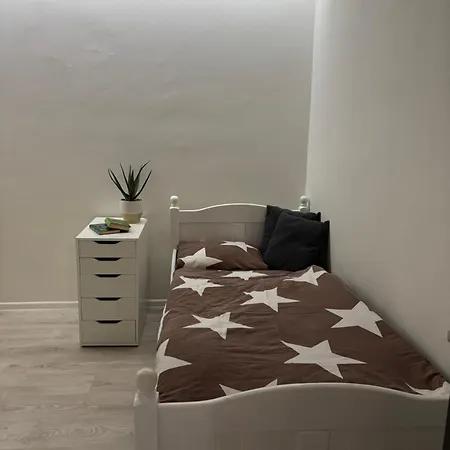Apartmanovy アパート