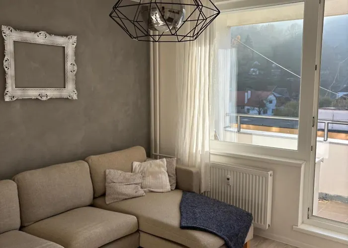 Apartmánový * Vyhne